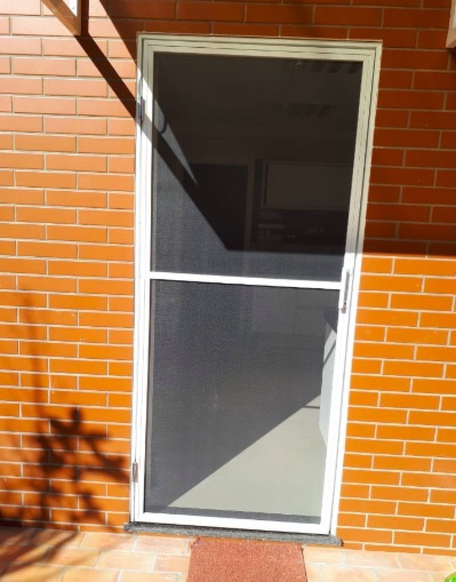 Tela Mosquiteira em Porta modelo de Abrir Tela Mosquiteira em Porta modelo de Abrir