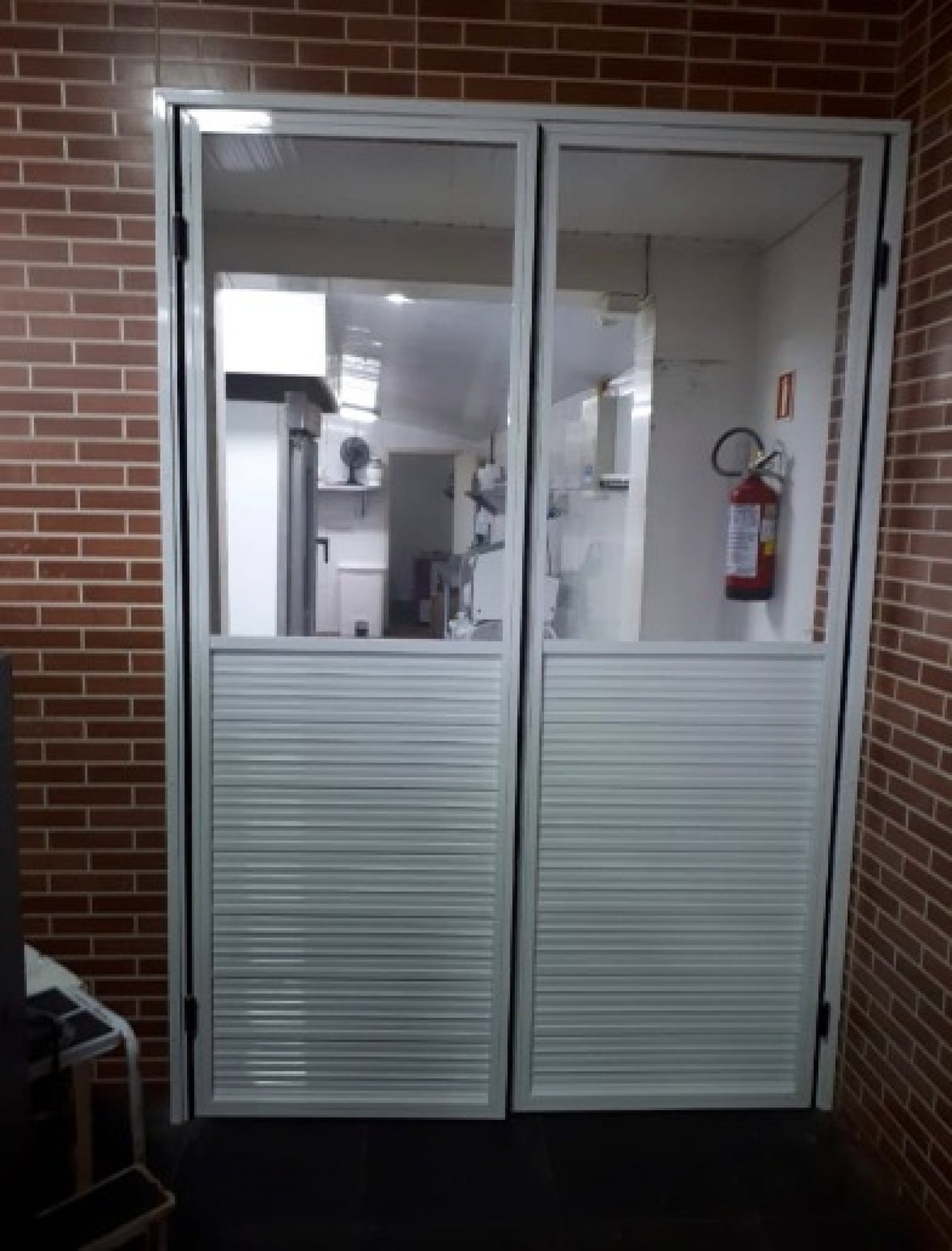 Tela Mosquiteira em Porta modelo vai e vem Tela Mosquiteira em Porta modelo vai e vem