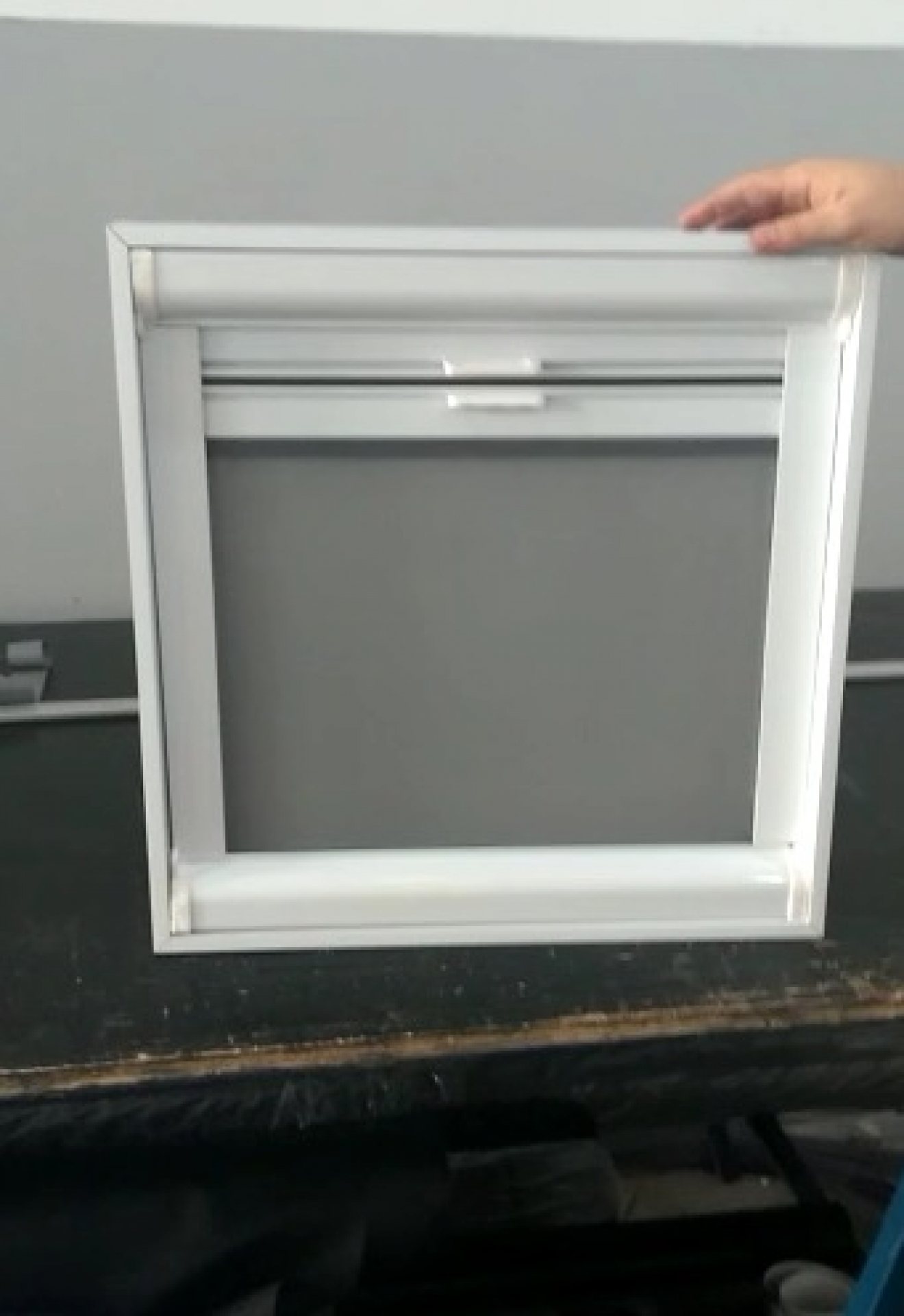 Tela Blackout no modelo roll-on Tela Blackout no modelo roll-on